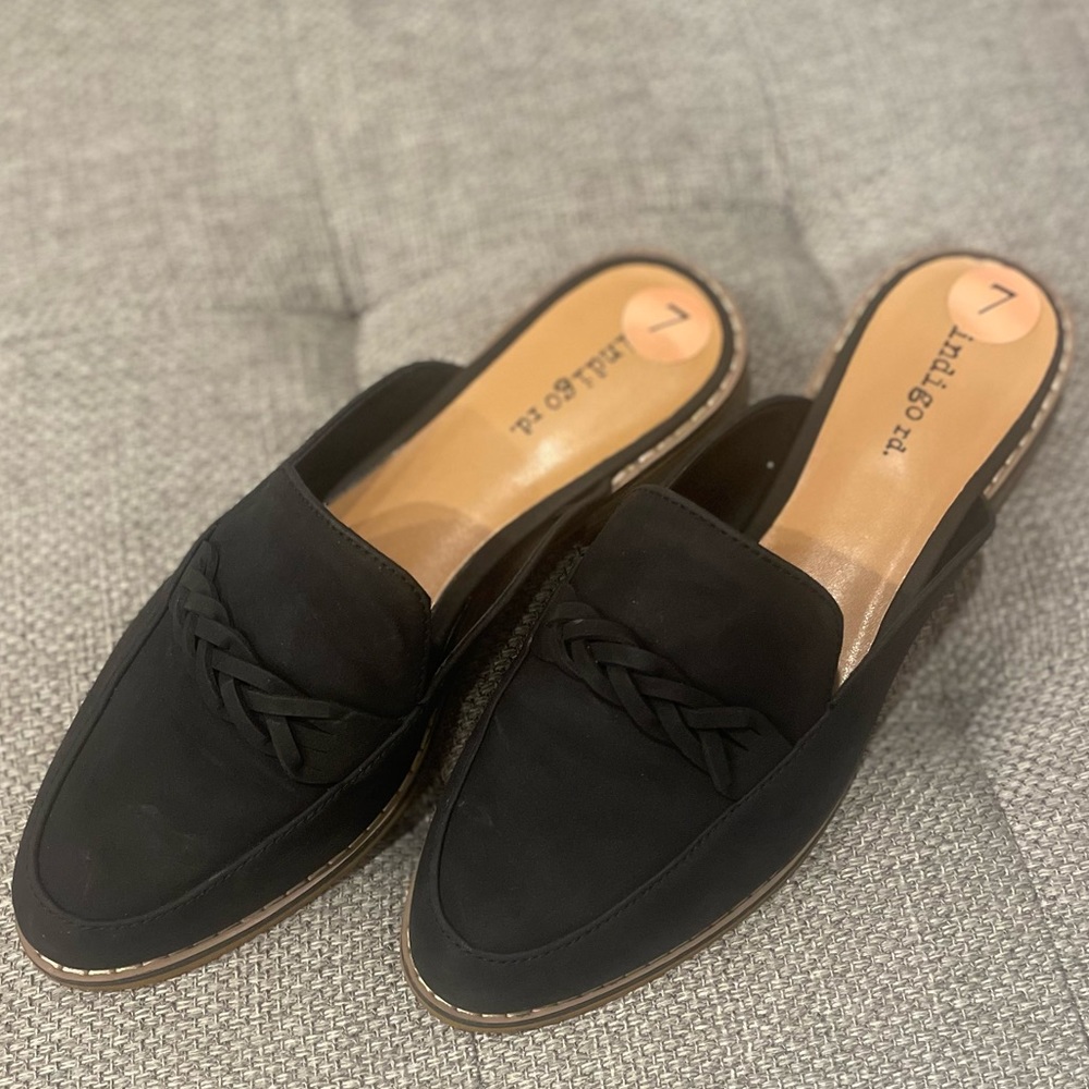 Indigo rd women’s size 7 shoes only worn once